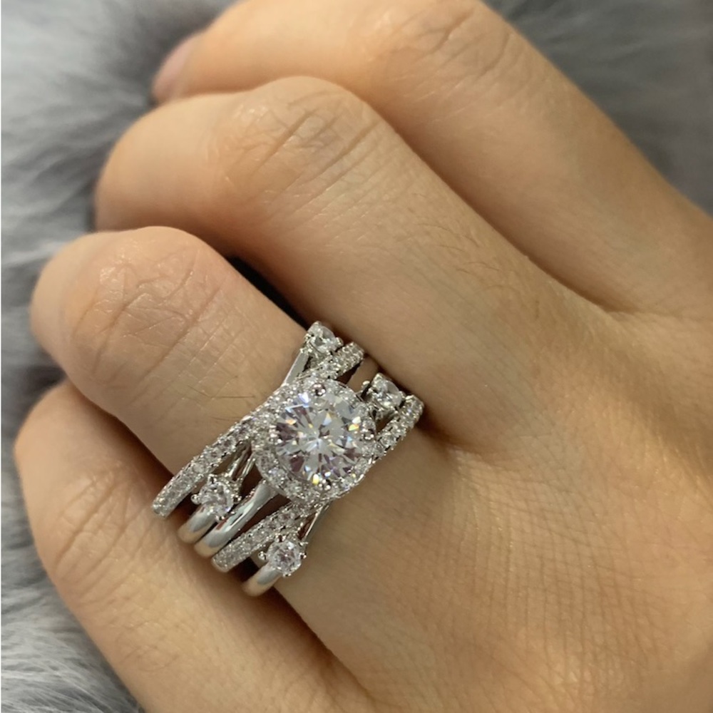 Italo Halo Round Cut Engagement Rings Sets In Sterling Silver - Picture 10 of 10